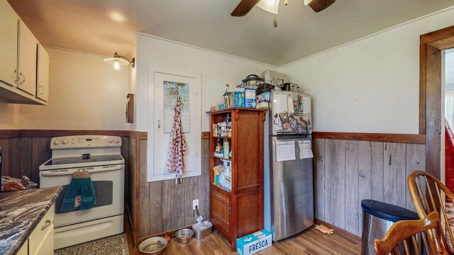 709 Rochelle Ave S, Lanesboro, MN 55949 - photo 17