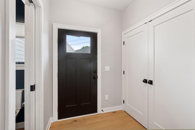2820 Saint Louis Ave, Minneapolis, MN 55416 - entrance foyer with baseboards and light wood-style floors