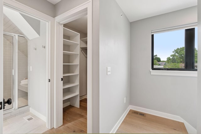 2820 Saint Louis Ave, Minneapolis, MN 55416 - view of closet