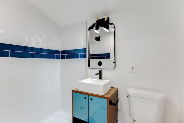 3909 Xerxes Ave S, Minneapolis, MN 55410 - full bathroom with vanity and a tile shower