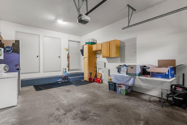 505 Brookview Ln SW, Isanti, MN 55040 - garage with a garage door opener