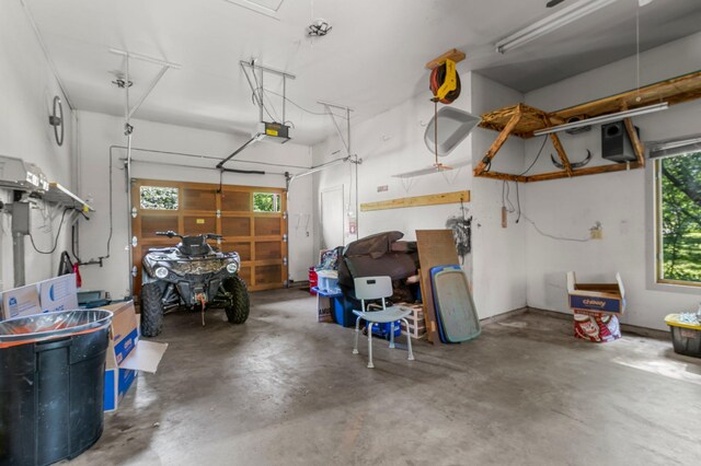 505 Brookview Ln SW, Isanti, MN 55040 - garage featuring a garage door opener