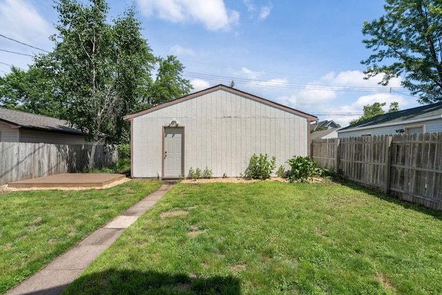 1067 Van Buren Ave, Saint Paul, MN 55104 - view of outdoor structure featuring a fenced backyard