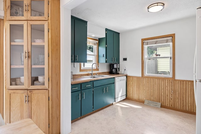1516 Mendelssohn Ave N, Golden Valley, MN 55427 - photo 9
