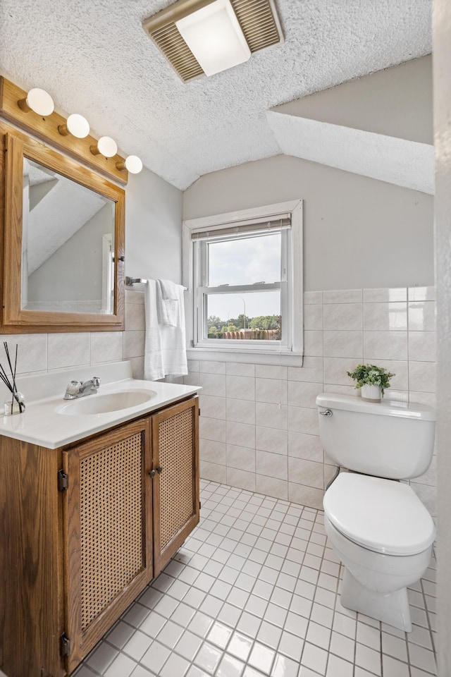 1516 Mendelssohn Ave N, Golden Valley, MN 55427 - photo 29