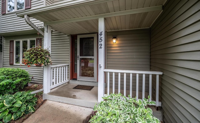 452 Spruce St, Shakopee, MN 55379 - doorway to property with a porch