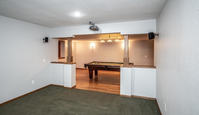 452 Spruce St, Shakopee, MN 55379 - playroom featuring carpet, billiards table, and a textured ceiling