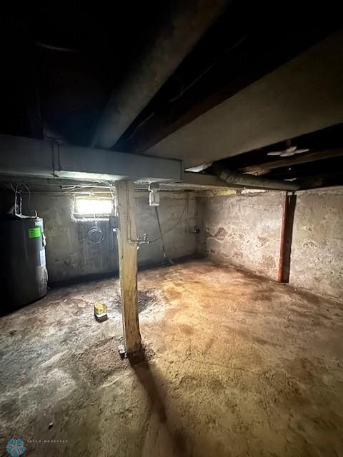 310 1st St SW, Mahnomen, MN 56557 - unfinished below grade area featuring electric water heater