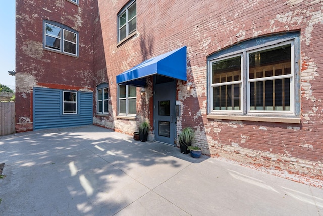 215 7th St NE Unit 205, Minneapolis, MN 55413 - view of patio / terrace