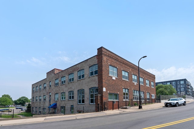 215 7th St NE Unit 205, Minneapolis, MN 55413 - view of property