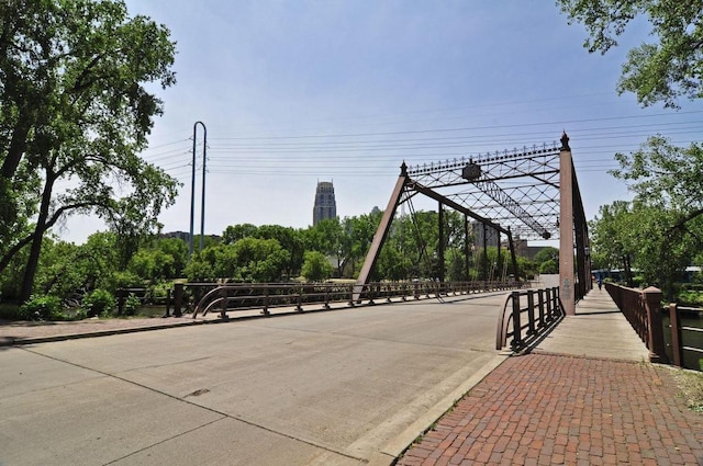 215 7th St NE Unit 205, Minneapolis, MN 55413 - view of property's community
