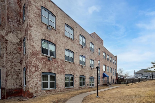 215 7th St NE Unit 205, Minneapolis, MN 55413 - view of property
