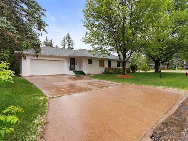 517 Cedar St, Brainerd, MN 56401 - single story home featuring stucco siding, driveway, a garage, a front yard, and a shingled roof
