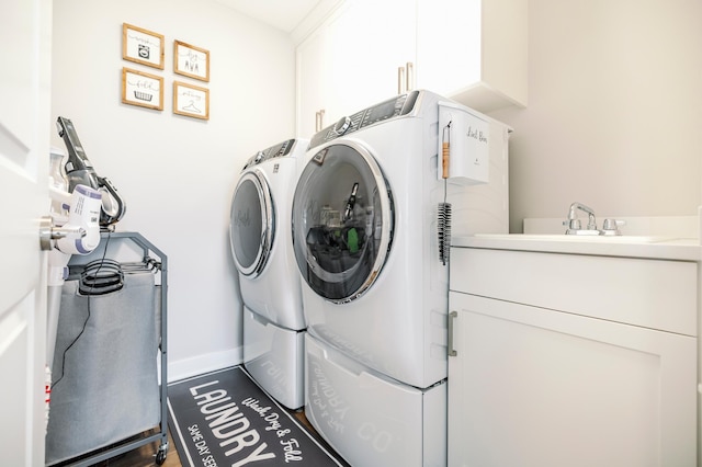 1205 Skyview Cir NW, Rochester, MN 55901 - washroom featuring washing machine and clothes dryer and cabinet space