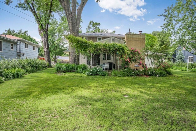 237 Campbell Dr, Hopkins, MN 55343 - view of yard