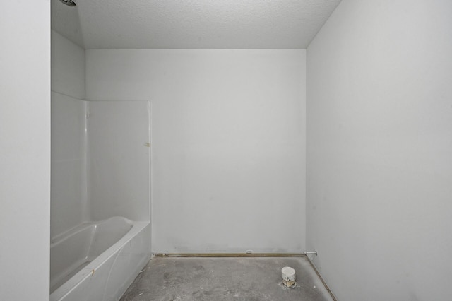 201 Mccarrons Pl W, Roseville, MN 55113 - full bathroom featuring a textured ceiling