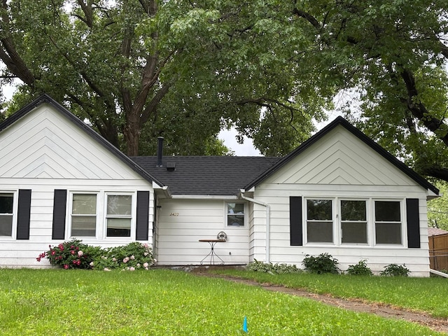 3420 Major Ave N, Crystal, MN 55422 - view of front of property with a front lawn