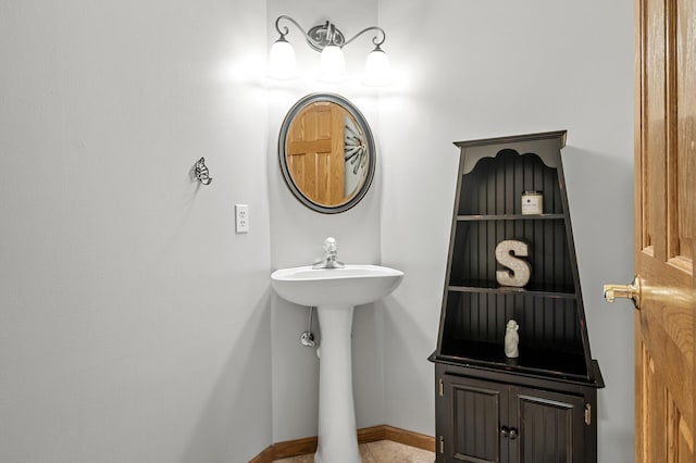 8051 Enclave Bay, Woodbury, MN 55125 - bathroom featuring baseboards
