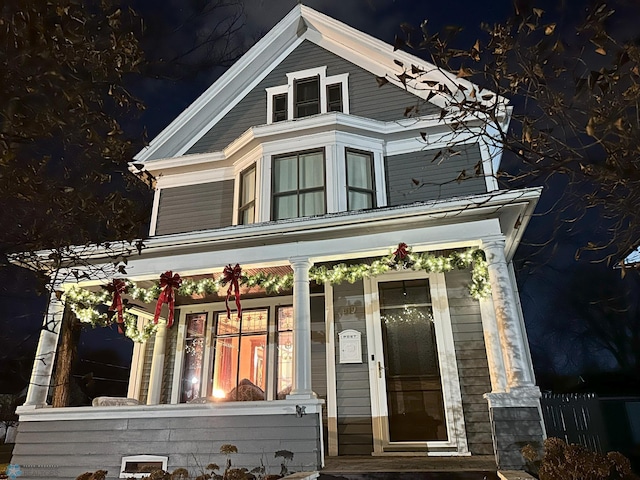 619 University Dr S, Fargo, ND 58103 - view of front facade with covered porch