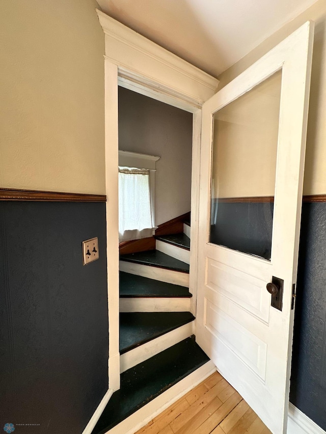 619 University Dr S, Fargo, ND 58103 - stairs with hardwood / wood-style flooring