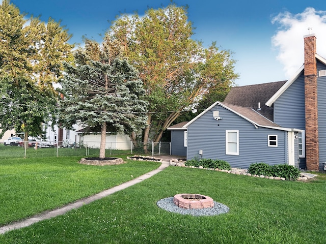 330 10th Ave, Granite Falls, MN 56241 - view of yard with a fire pit