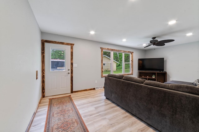 185 Olson Rd, Thomson Twp, MN 55733 - living area featuring plenty of natural light, light wood-style flooring, a ceiling fan, and recessed lighting