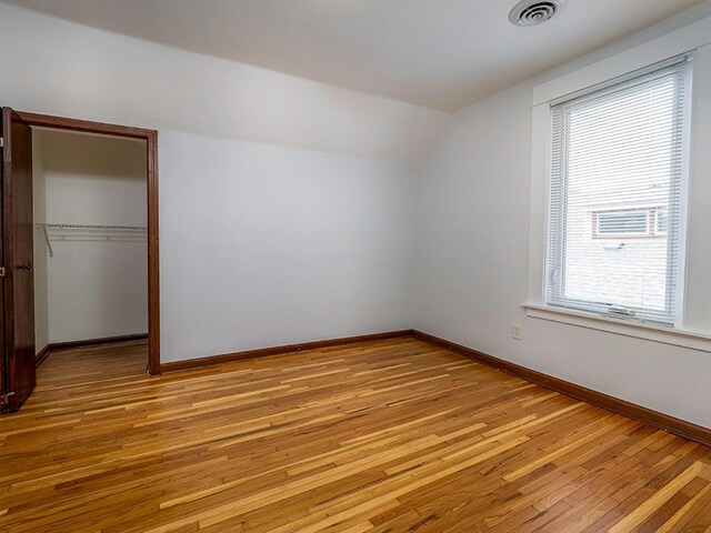4021 Colfax Ave N, Minneapolis, MN 55412 - bonus room with vaulted ceiling and light wood-type flooring