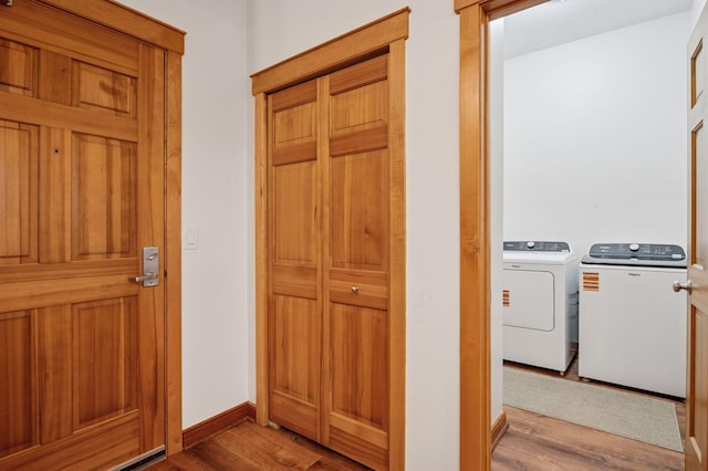 30 Main St S Unit 5E, Pine City, MN 55063 - entrance foyer featuring wood finished floors and independent washer and dryer