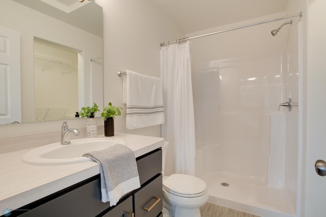 2414 38th Ave S, Moorhead, MN 56560 - full bath with vanity and a shower with shower curtain