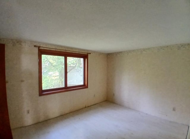 37059 Pinewood Dr, Lawrence Twp, MN 55709 - view of unfurnished room
