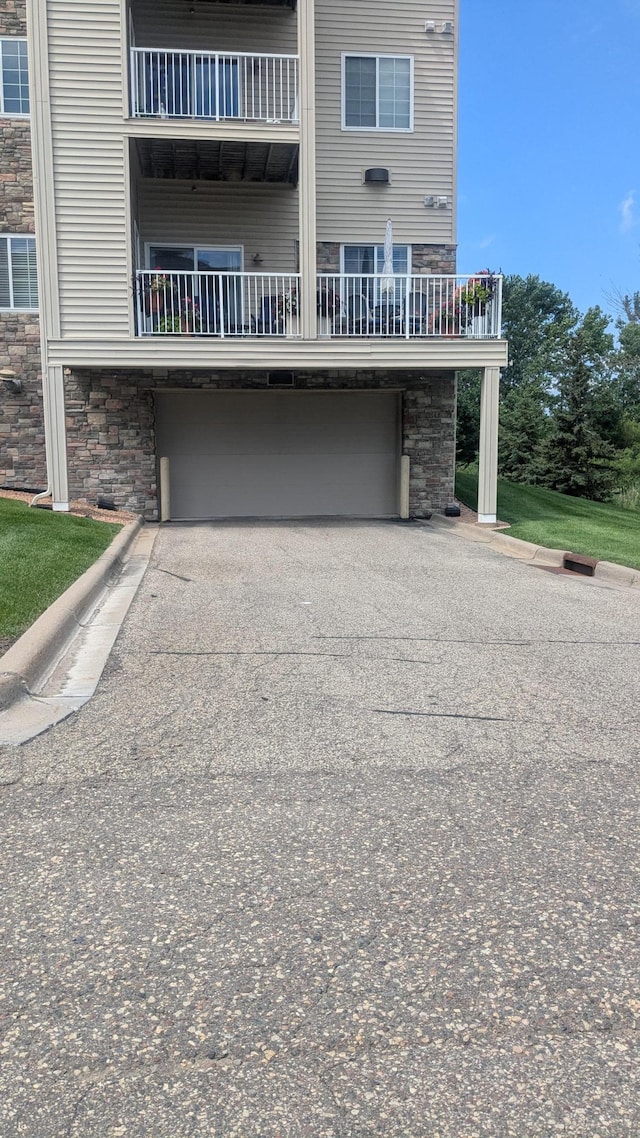 1590 Parkwood Dr Unit 102, Woodbury, MN 55125 - photo 7