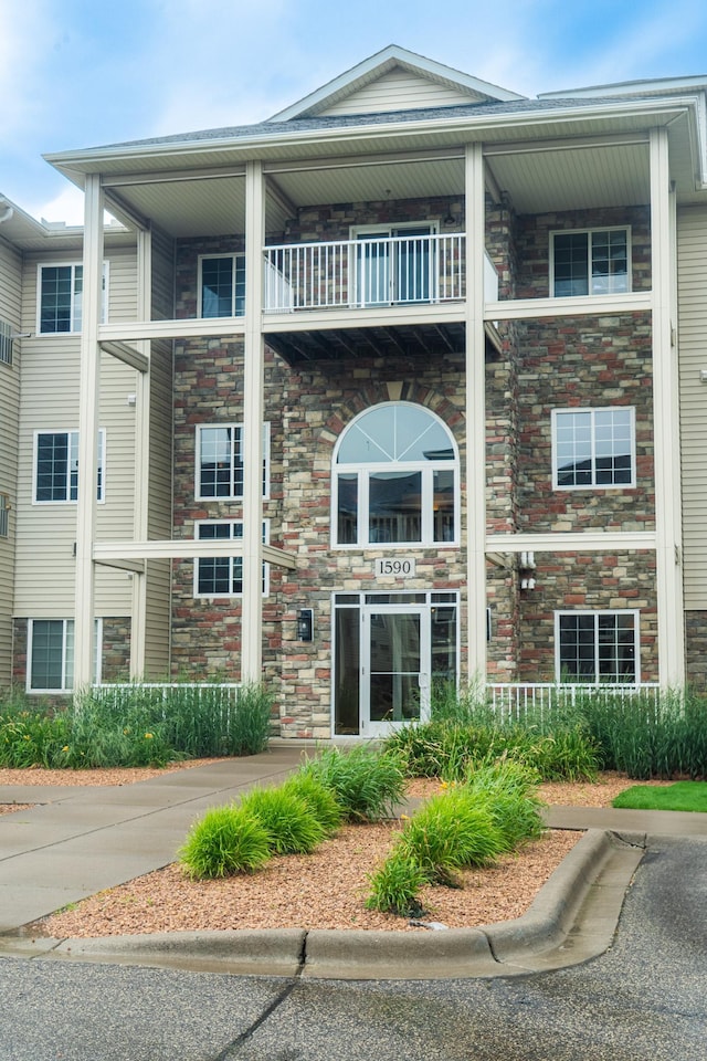 1590 Parkwood Dr Unit 102, Woodbury, MN 55125 - photo 8