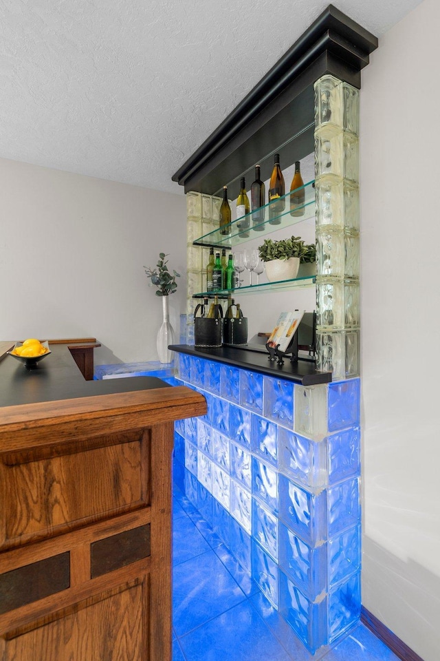 19800 Stephan Dr, Minnewaska Twp, MN 56381 - indoor dry bar with a textured ceiling