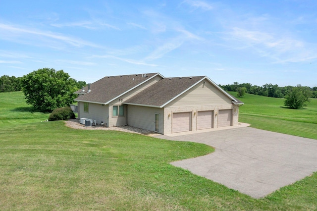 19800 Stephan Dr, Minnewaska Twp, MN 56381 - view of front facade with a garage, asphalt driveway, a front yard, and a shingled roof