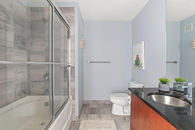 2929 Chicago Ave Unit 1208, Minneapolis, MN 55407 - full bath with vanity and bath / shower combo with glass door