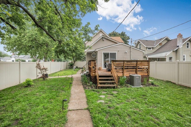 402 Clifton St, Saint Paul, MN 55102 - rear view of property featuring a deck and a fenced backyard