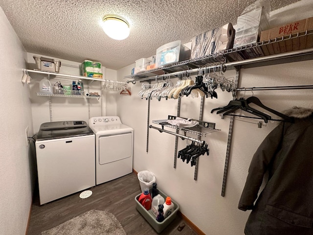 607 Washington Ave, Spring Valley, MN 55975 - washroom with washer and dryer, a textured ceiling, and dark wood-style floors