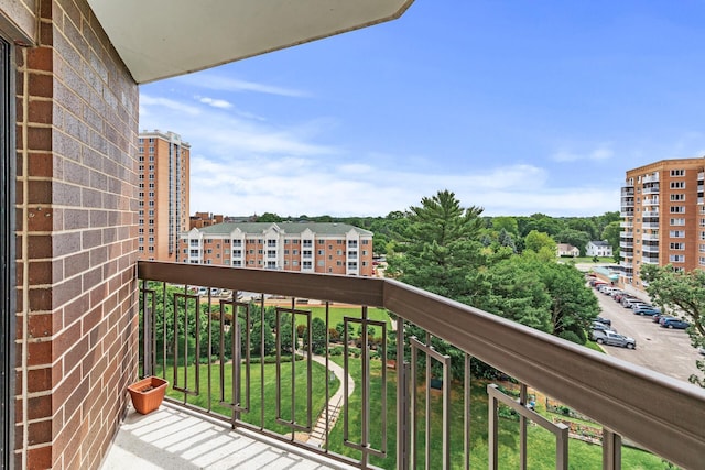 6615 Lake Shore Dr S Unit 900, Richfield, MN 55423 - view of balcony