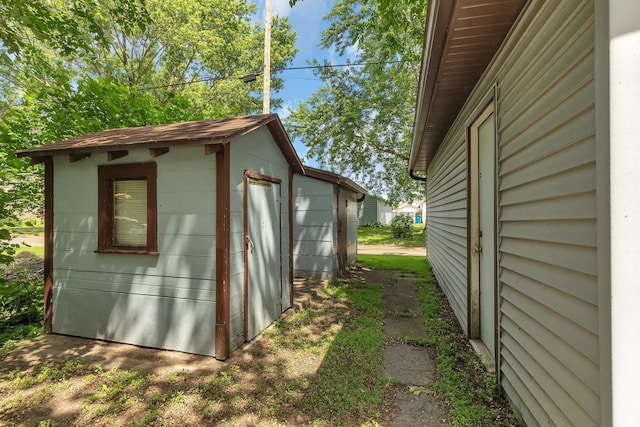 920 2nd Ave S, Sauk Rapids, MN 56379 - view of outbuilding