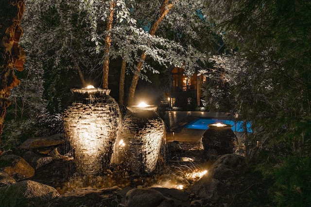1904 Linner Rd, Minnetonka, MN 55391 - view of yard