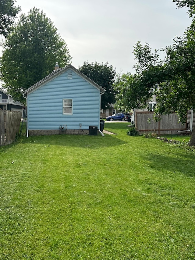 613 Cedar St, Luverne, MN 56156 - view of yard