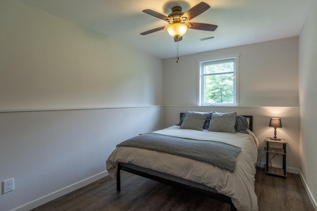 8290 Gladstone Lake Rd, Brainerd, MN 56401 - bedroom with wood finished floors and ceiling fan