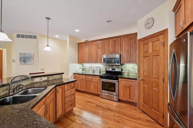 8820 Pointe Vista Dr, Victoria, MN 55386 - photo 10