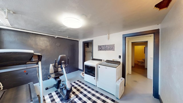 315 Fountain St, Albert Lea, MN 56007 - washroom featuring washer and dryer