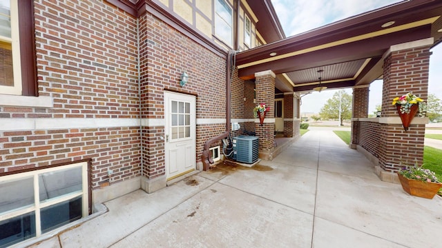 315 Fountain St, Albert Lea, MN 56007 - view of patio / terrace