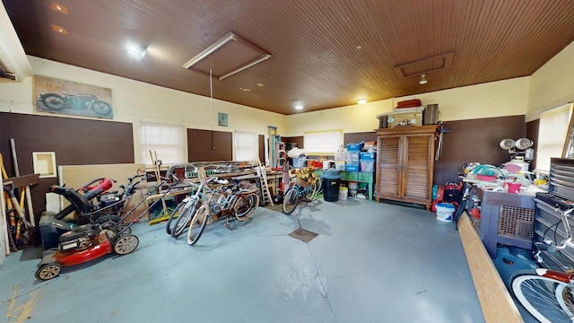 315 Fountain St, Albert Lea, MN 56007 - view of garage
