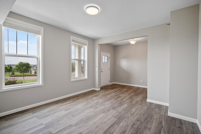 15484 Eames Way, Apple Valley, MN 55124 - foyer featuring wood finished floors and baseboards