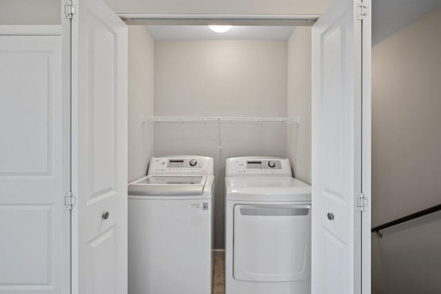15484 Eames Way, Apple Valley, MN 55124 - laundry room with washing machine and clothes dryer