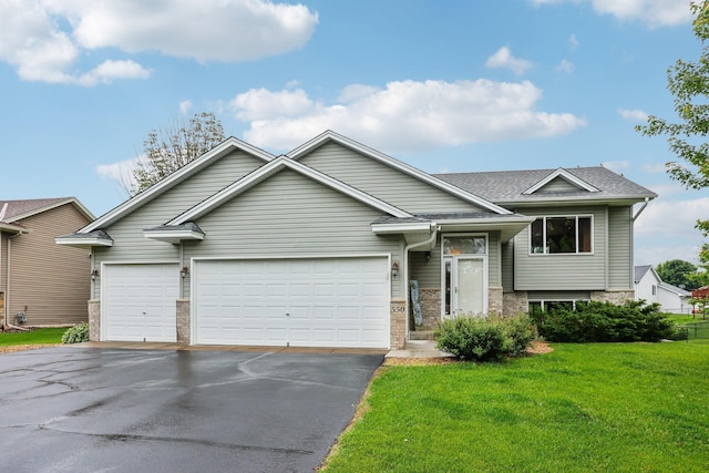 550 Woodduck Trl, Lino Lakes, MN 55014 - photo 2
