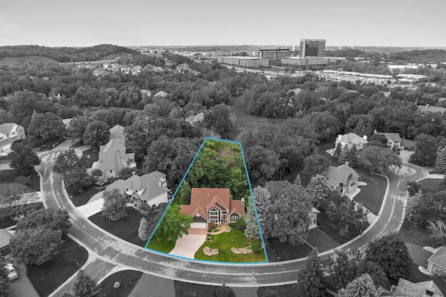 11582 Raspberry Hill Rd, Eden Prairie, MN 55344 - aerial view of property and surrounding area with property parcel outlined